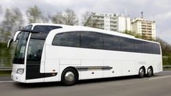 Otobüs firmaları hizmetleri kısmaya başladı