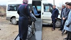Okula gidemeyen engelli öğrenciye liseliler rampa yaptı