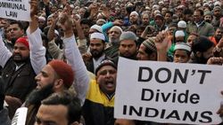 Hindistan'da yeni vatandaşlık yasasına karşı eylemler sürüyor