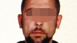 Cezaevinden çıkıp karısını bıçakladı
