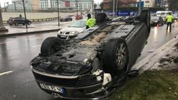 Sarıyer’de otomobil takla attı: 1 yaralı