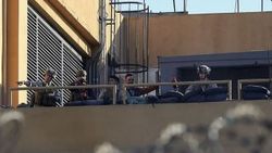Bağdat'ta ABD elçiliğinin yakınına füze düştü