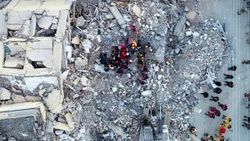 Enkazdan çıkarılan 12 yaşındaki çocuk kurtarılamadı