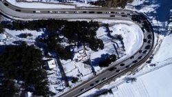 Uludağ'a araç kuyruğu şehir merkezine kadar uzadı