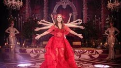 Merve Özbey'in kına gecesi