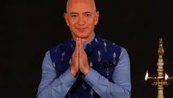 Jeff Bezos bir günde 48 milyar TL kazandı