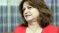 Lillifer hemşire, kanseri 5 yılda 8 ameliyatla yendi