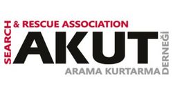 İzmir'de dağda kaybolan 3 kişi için AKUT harekete geçti
