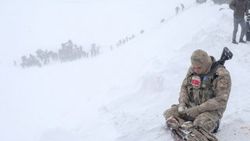 Van'da çığ felaketi: Can kaybı 41'e yükseldi