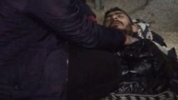 Yunan askerleri mültecileri döverek Türkiye'ye gönderdi
