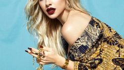 Hadise'den yeni pozlar