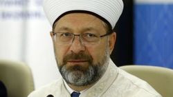 Erbaş, sigaranın haram olduğuna dair delil sundu