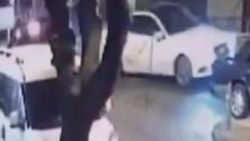 Güngören’de hafif ticari araçla otomobil çarpıştı