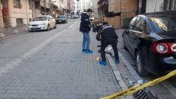 Kız arkadaşını vurdu, ambulansı bekleyip kaçtı