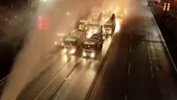 Çin'de sokaklar kamyonlarla dezenfekte ediliyor
