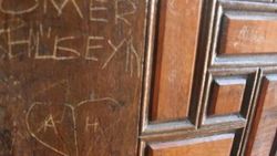 Selimiye Camii’nin kapılarına yazı yazıldı