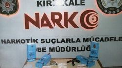 Çay paketlerinin arasında uyuşturucu ele geçirildi