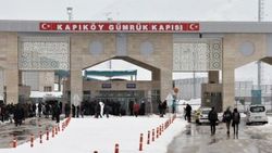 İran sınırında koronavirüs önlemleri