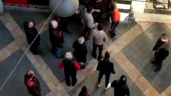 Trabzon'da sokak ortasındaki kavgaya tokatlı müdahale
