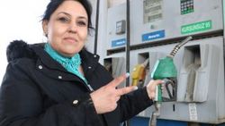 Kahramanmaraş'taki pompacı Sevda, dikkat çekiyor