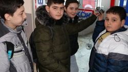 Dershane öğrencilerini çıkarıp, kapıya kilit vurdular