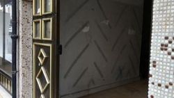Sultangazi'de güpegündüz apartman kapısını çaldılar