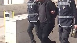 Kavgayı ayırmaya çalışan kişiyi öldürdü, tutuklandı