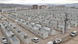 Elazığ'da 500 depremzedeye anahtarlar verildi