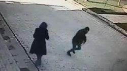 Denizli'de bıçaklı gasp zanlısı yakalandı