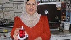 Kayseri'de 2 çocuk annesi, 5 yıldır çay ocağı işletiyor