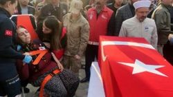Osmaniye şehidini uğurladı