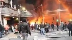 Lyon Garı alev alev yandı