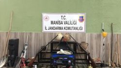 Manisa'da tarihi eser kaçakçılarına operasyon