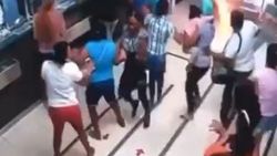 Cebindeki telefon bomba gibi patladı
