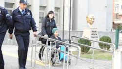Pencereden bebeğini atan annenin cezası müebbet hapis