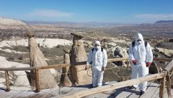 Kapadokya'da koronavirüs temizliği yapılıyor