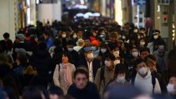 Japonya'daki karantina gemisinin yolcusundan kötü haber
