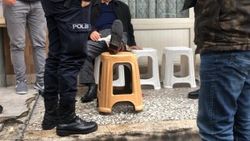 Bursa'da kahvede oturan adam tabancayla vuruldu