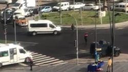 Diyarbakır'da iki kardeş çevreye ateş açtı