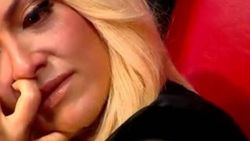 Hadise: Yanına uçamamak beni mahvediyor