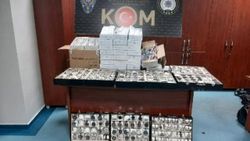 Adana'da 662 bin lira değerinde kaçak saat ele geçirildi