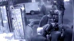 Yediği simit nedeniyle nefes alamayan adamı esnaf kurtardı