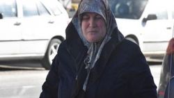 Sivas'ta yaşlı kadın 20 bin lirasını çaldırdı