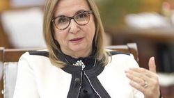 Pekcan: Demir yollarına ağırlık vermeliyiz