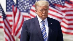 Trump, günler sonra ilk kez Beyaz Saray'dan çıktı
