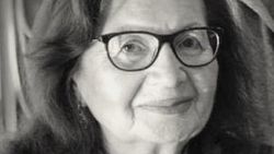 Prof. Dr. Feriha Öz koronavirüsten yaşamını yitirdi
