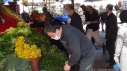 Kısıtlama kalktı, Bursalılar pazarlara akın etti
