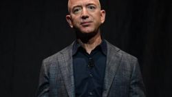 Çalışanları Bezos'u evinin önünde protesto etti