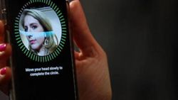 Apple, maske takanların Face ID ile kilit açmasına izin verecek