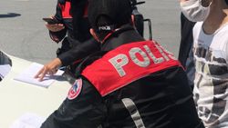 Sokağa çıkma yasağını delen gençten polise şaşırtan istek